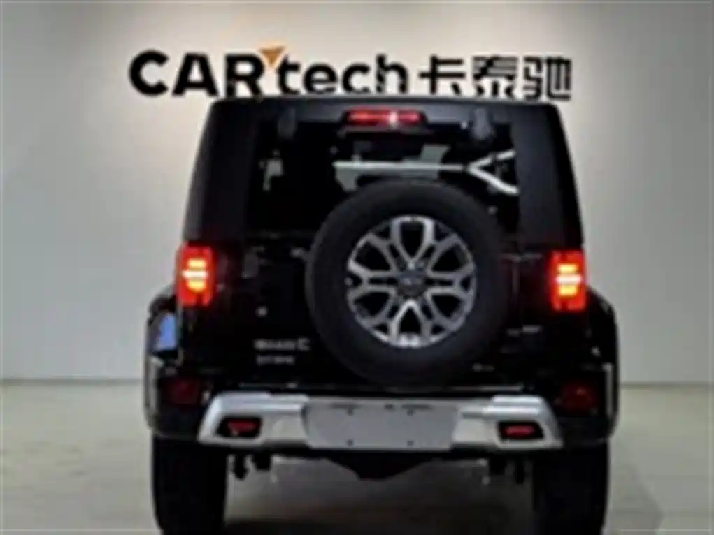 Beijing BJ40 2023 2.0T Automatic 4WD Urban Hunter Edition Xiake