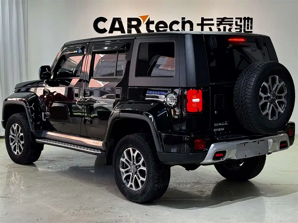Beijing BJ40 2023 2.0T Automatic 4WD Urban Hunter Edition Xiake