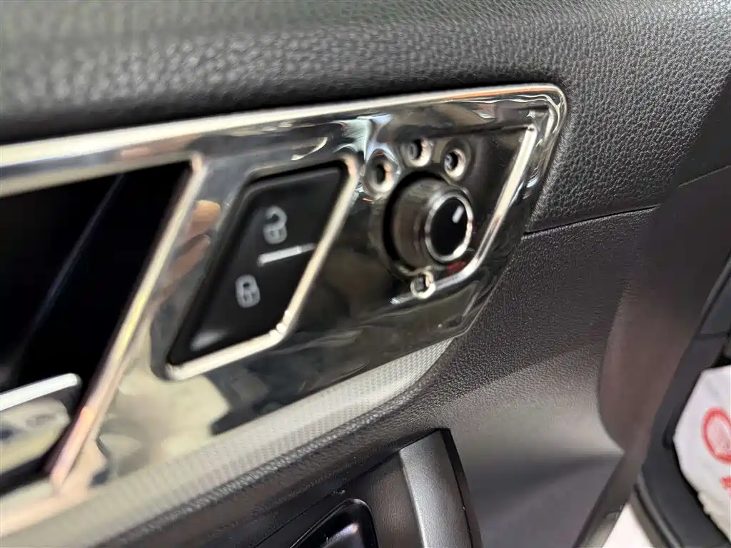 Volkswagen Sagitar 2018 1.6L Comfortline Automatic