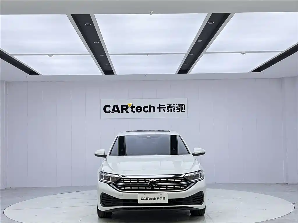 Volkswagen Sagitar 2023 300TSI DSG Beyond Edition