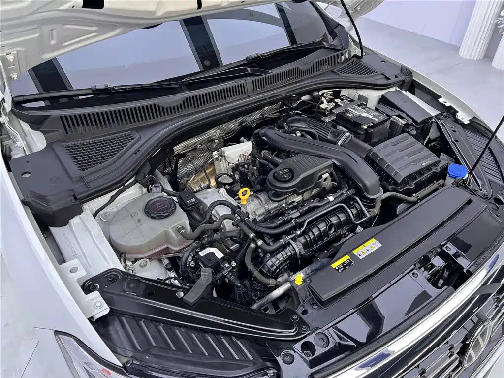 Volkswagen Sagitar 2023 300TSI DSG Beyond Edition