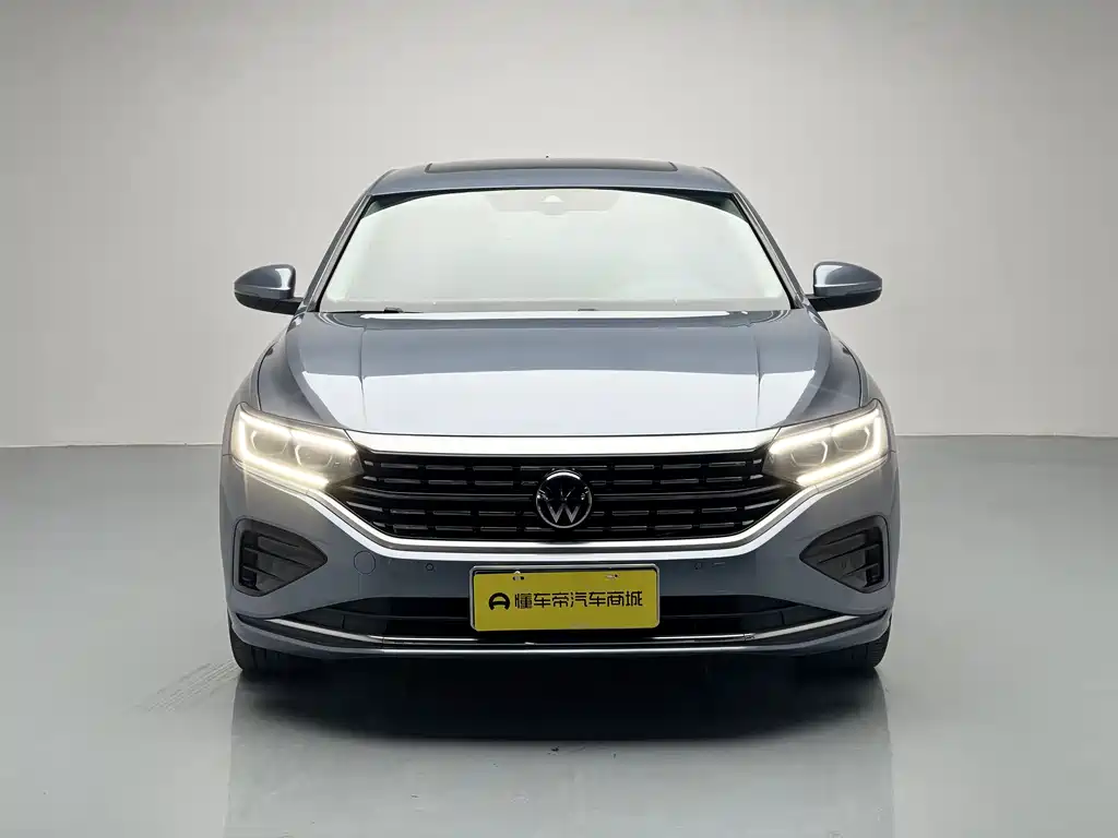 Volkswagen Passat 2022 330TSI Luxury Edition