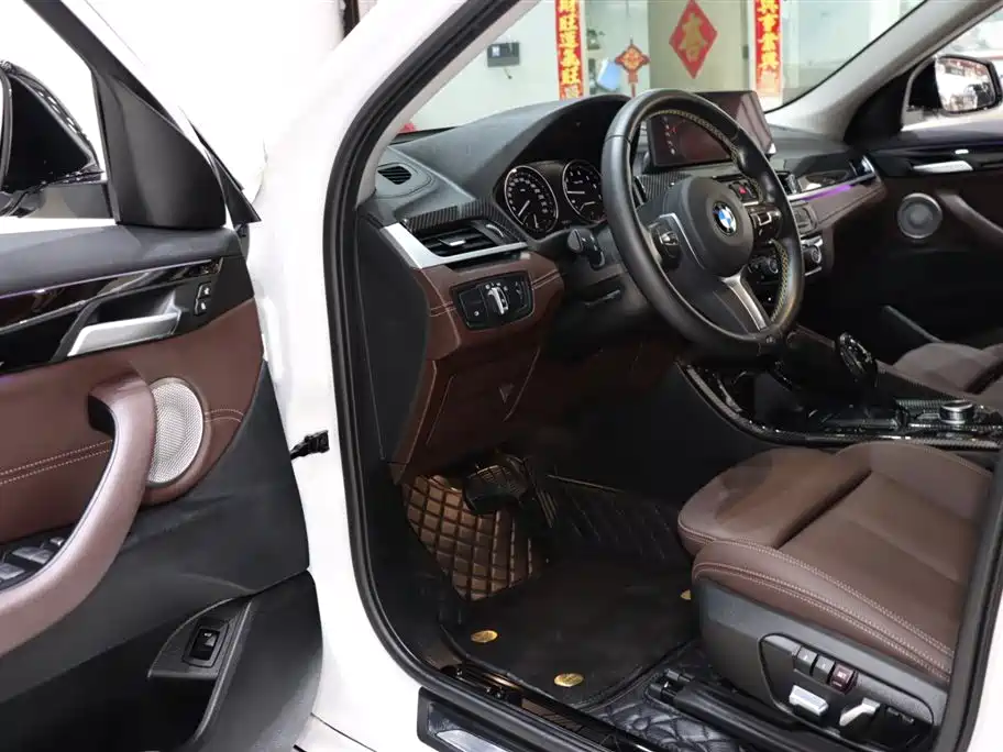 BMW X2 2023 sDrive25i M Sport Night Edition