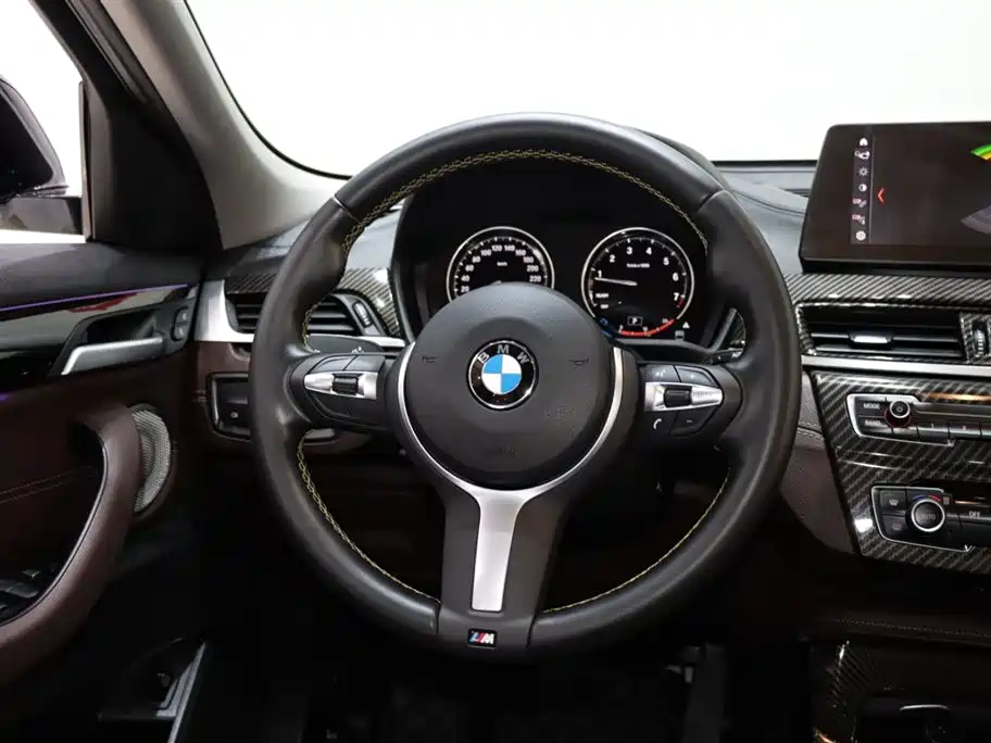 BMW X2 2023 sDrive25i M Sport Night Edition