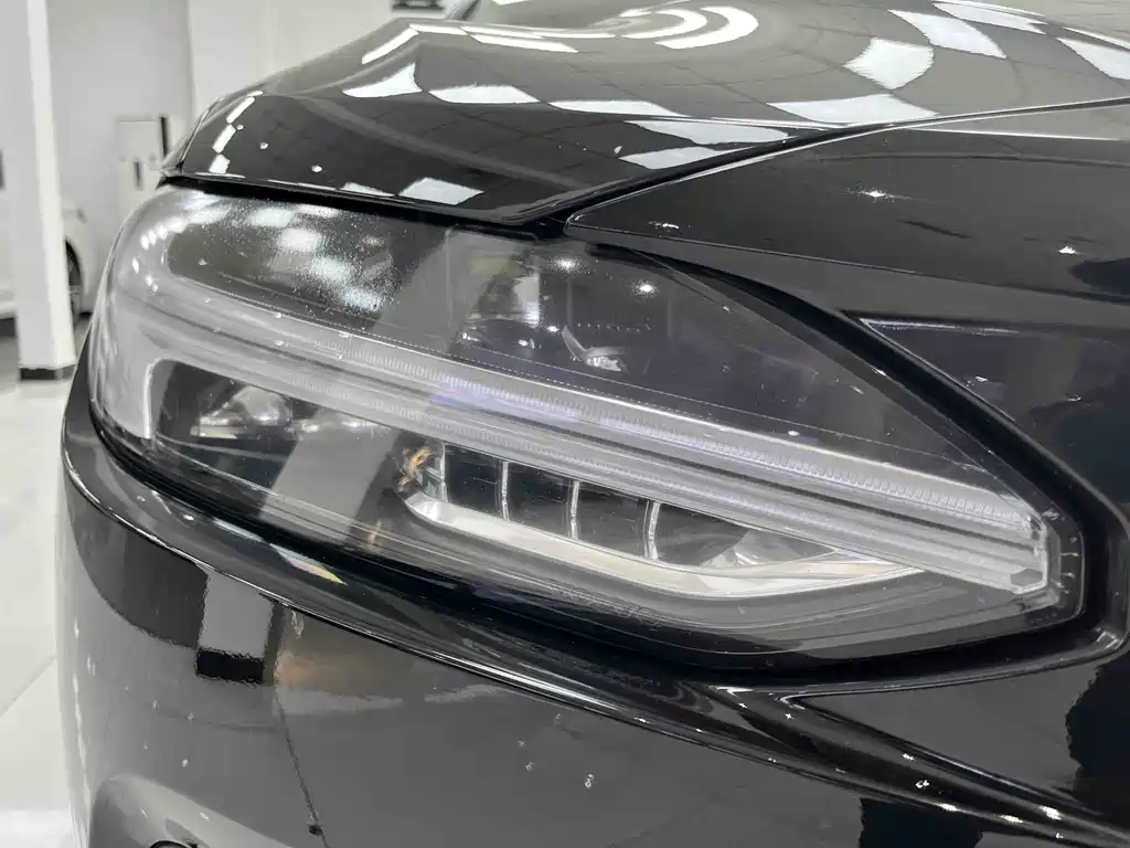 Volvo S90 2020 T5 Momentum Luxury Edition