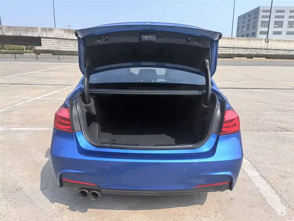 BMW 3 Series 2018 320i M Sport Package