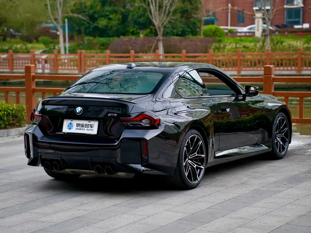 BMW M2 2024