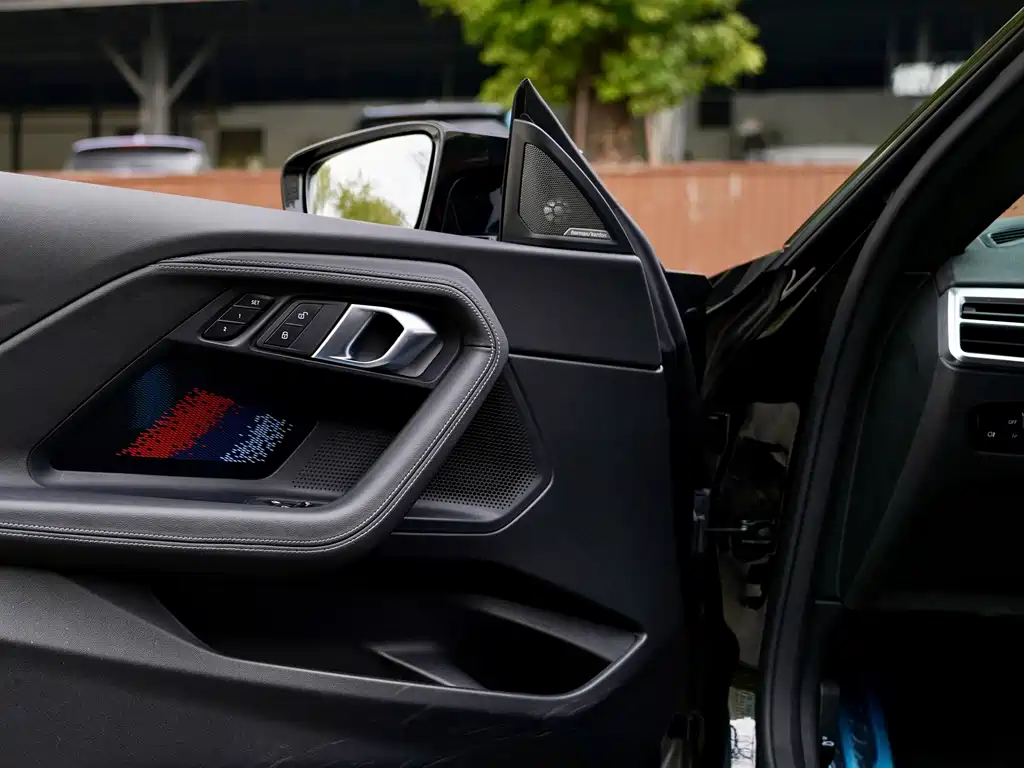 BMW M2 2024