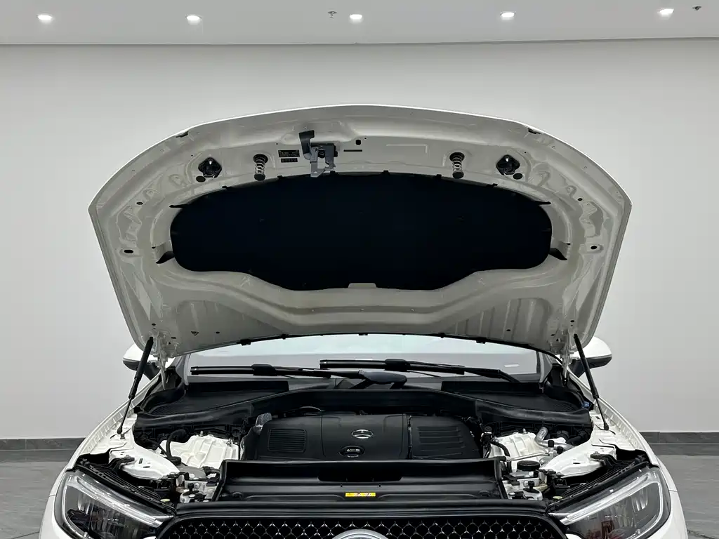 Mercedes-Benz GLC 260 L 4MATIC Luxury 5-seater