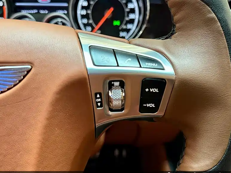 Bentley Flying Spur 2017 4.0T V8 Standard Edition