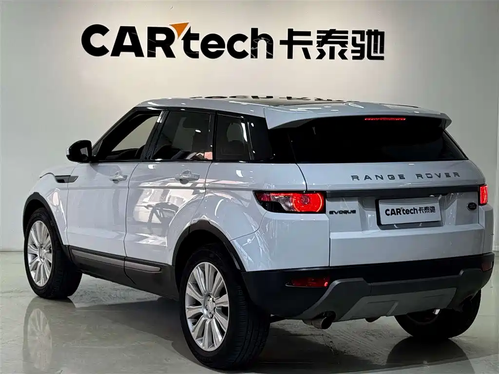 Range Rover Evoque 2015 2.0T 5-door HSE