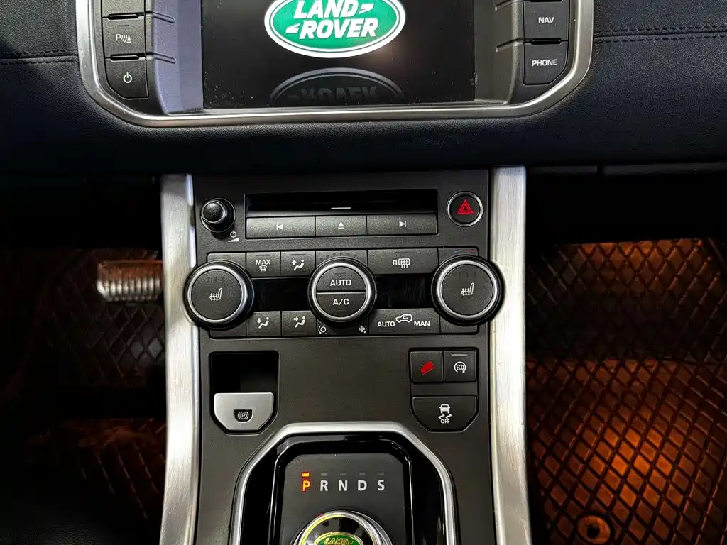 Range Rover Evoque 2015 2.0T 5-door HSE