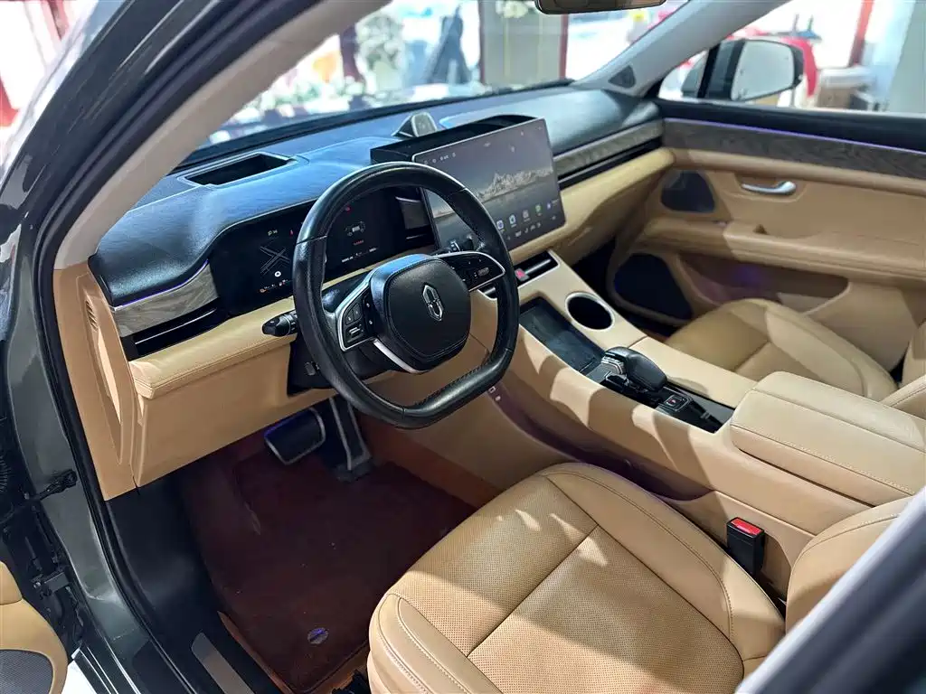 AITO M5 2022 EREV AWD Flagship Edition