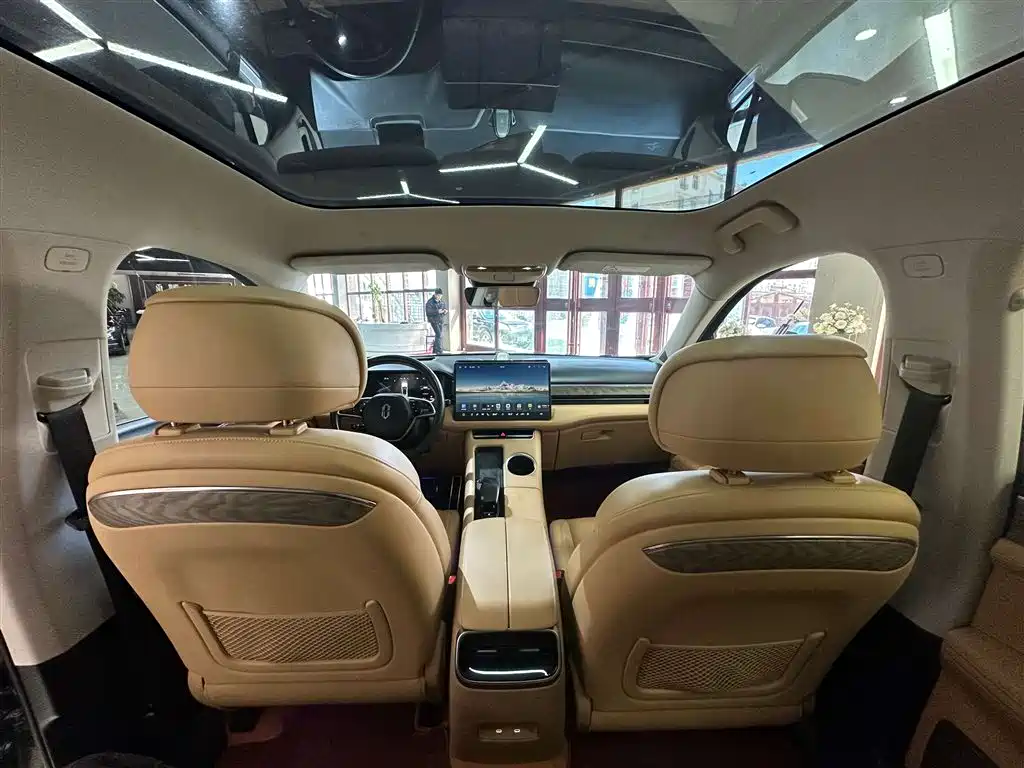 AITO M5 2022 EREV AWD Flagship Edition