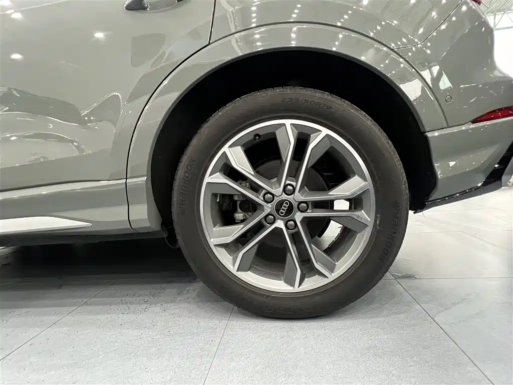 Audi Q3 2024 40 TFSI Fashion Dynamic