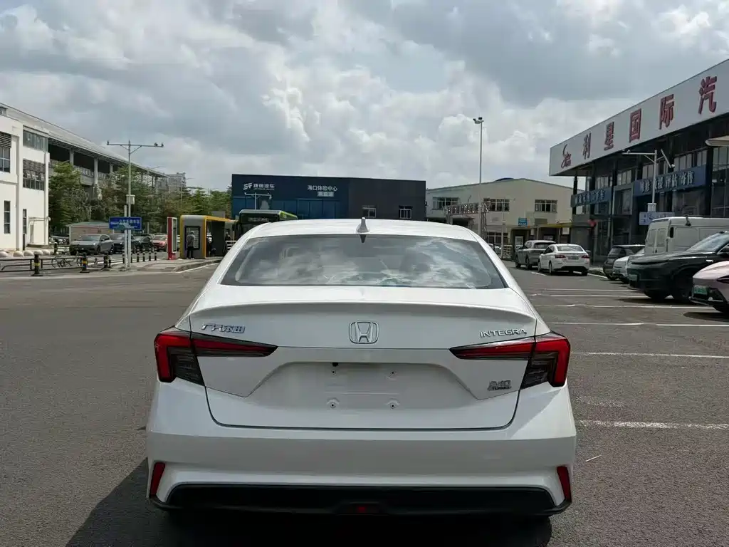 Honda Integra 2022 240TURBO CVT Phantom Night Luxury Edition