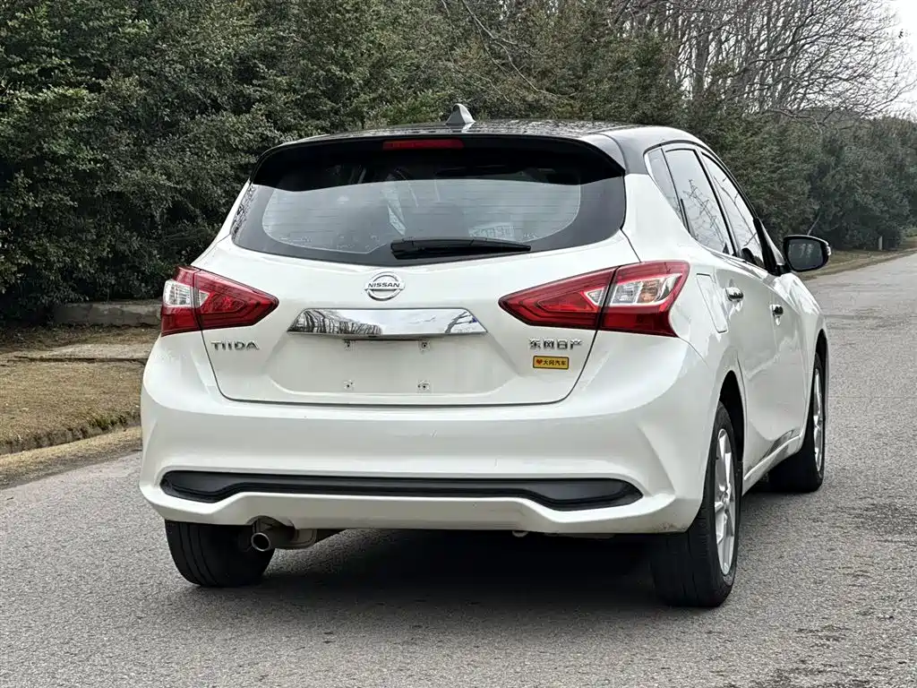 Nissan Tiida 2021 1.6L CVT Intelligent Edition