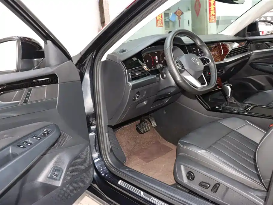 Volkswagen Passat 2023 Facelift 330TSI Elite Edition