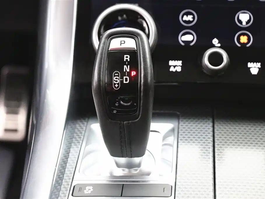 Range Rover Sport 2020 3.0 L6 HSE DYNAMIC