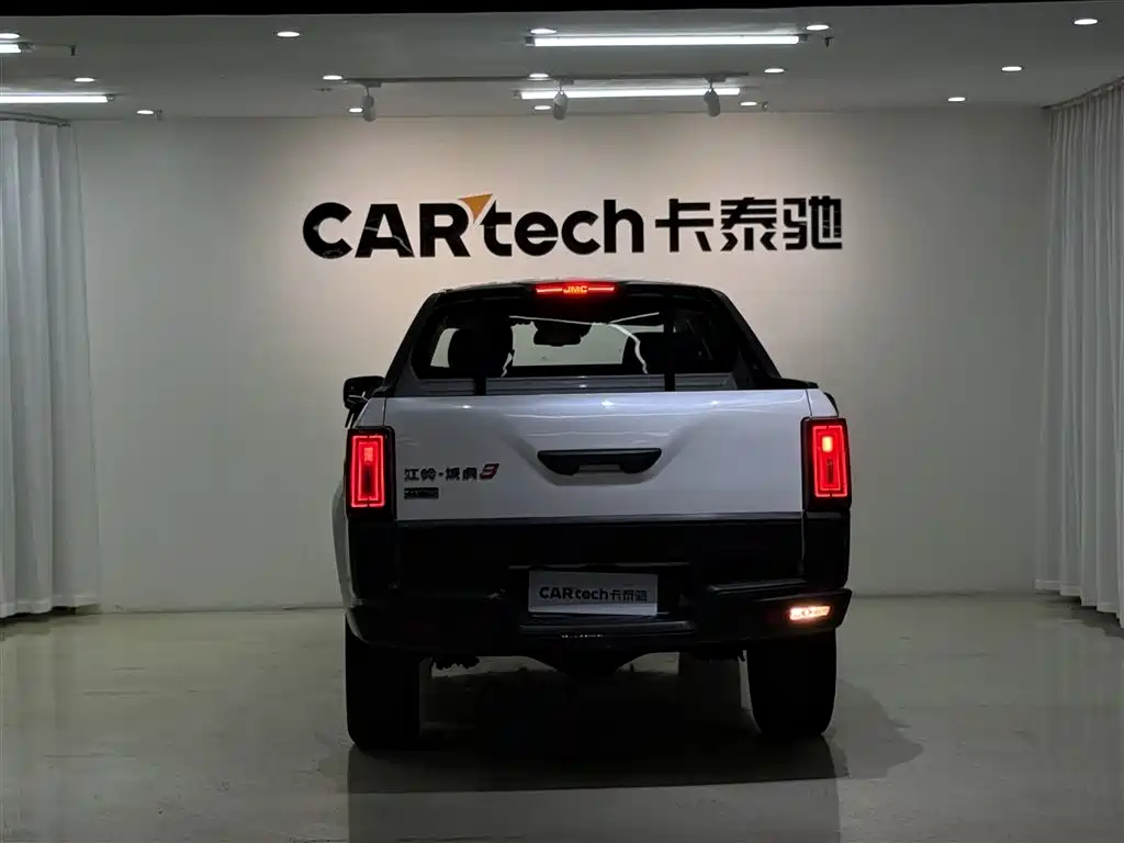 JMC Yuhu 9 2022 2.0T Automatic Gasoline 4WD Comfort Edition