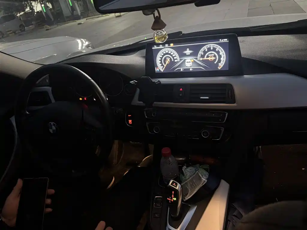 BMW 3 Series 2016 320Li Entry Level