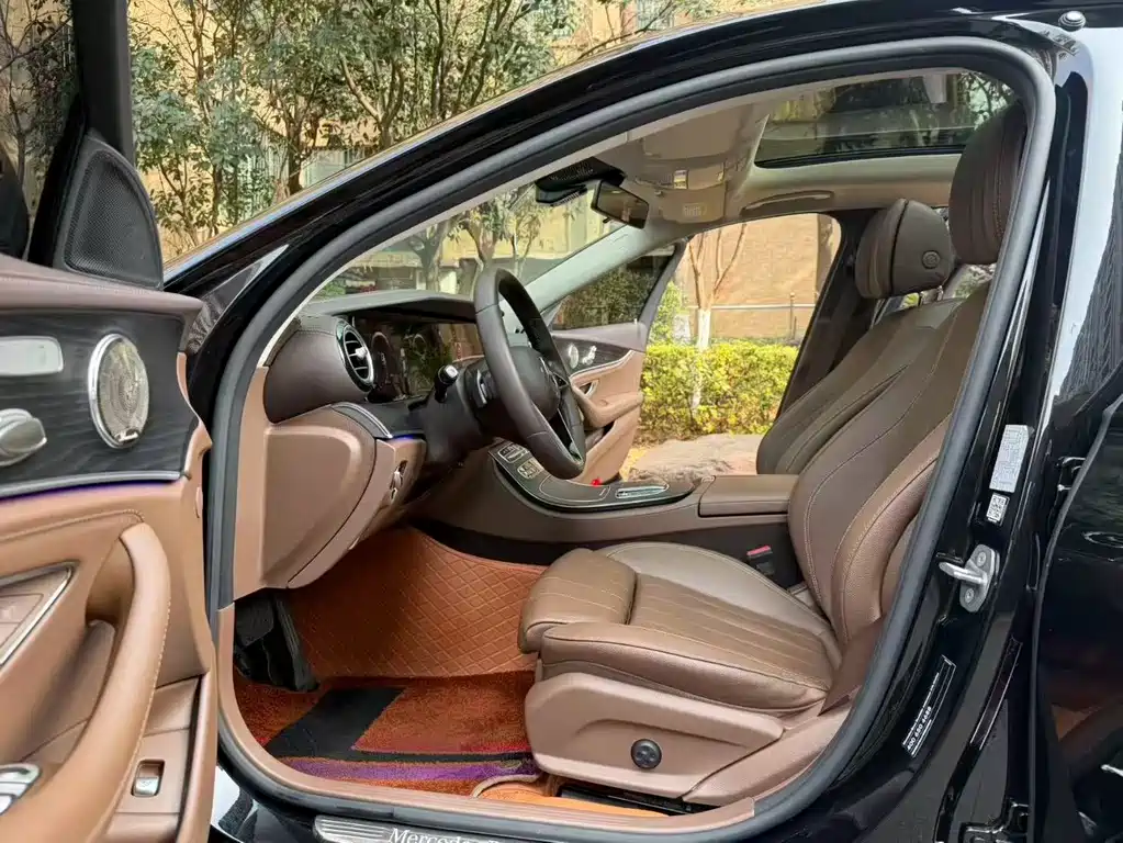 Mercedes-Benz E-Class 2023 Facelift E 260 L