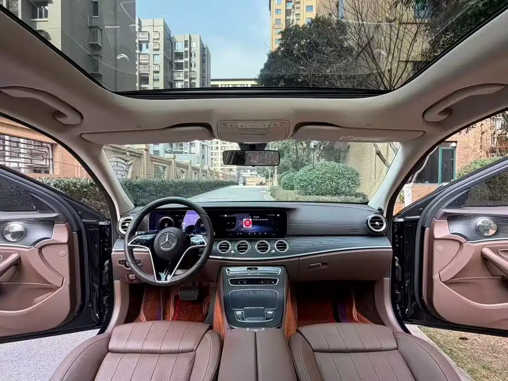 Mercedes-Benz E-Class 2023 Facelift E 260 L