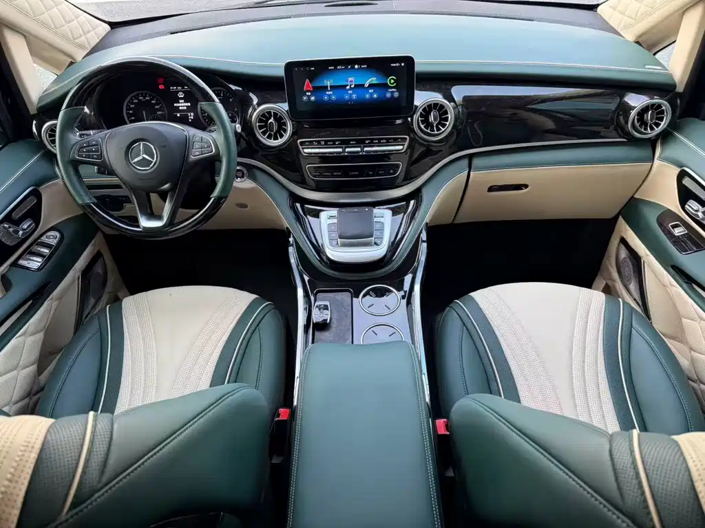 Mercedes-Benz Vito 2021 2.0T Business Edition 7-Seater
