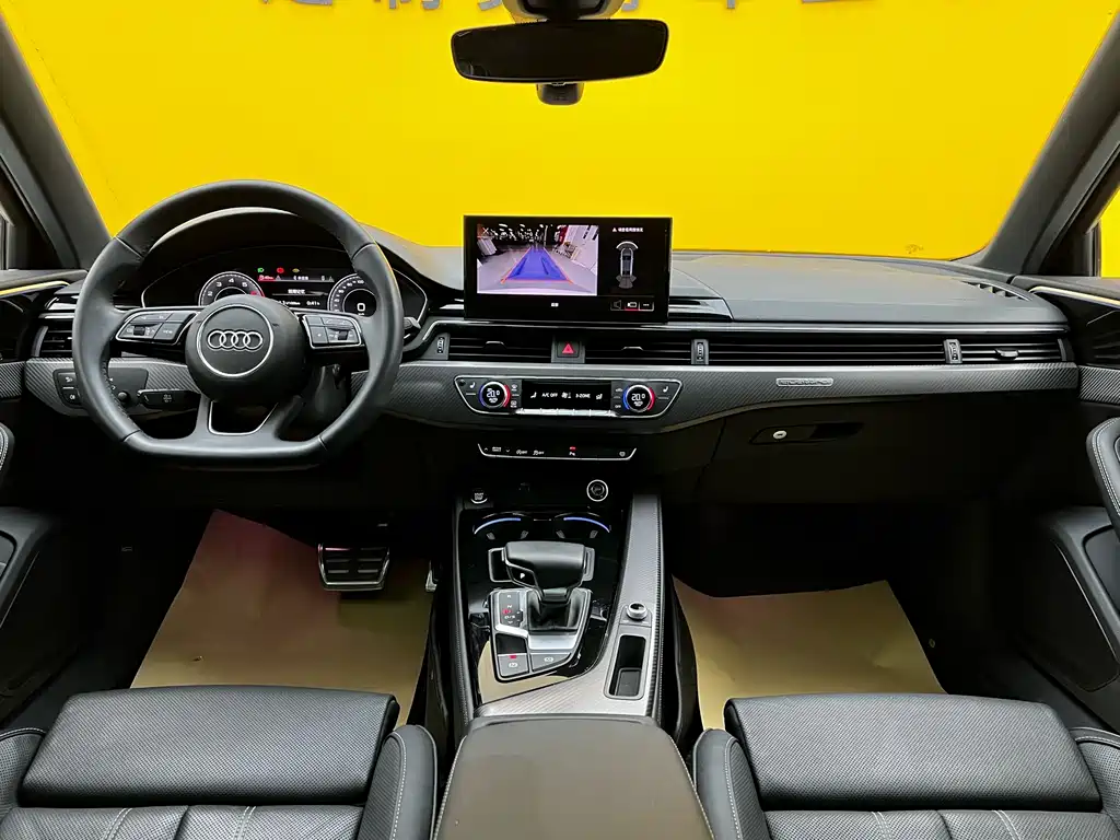 Audi A4L 2023 40 TFSI quattro Luxury Dynamic Edition