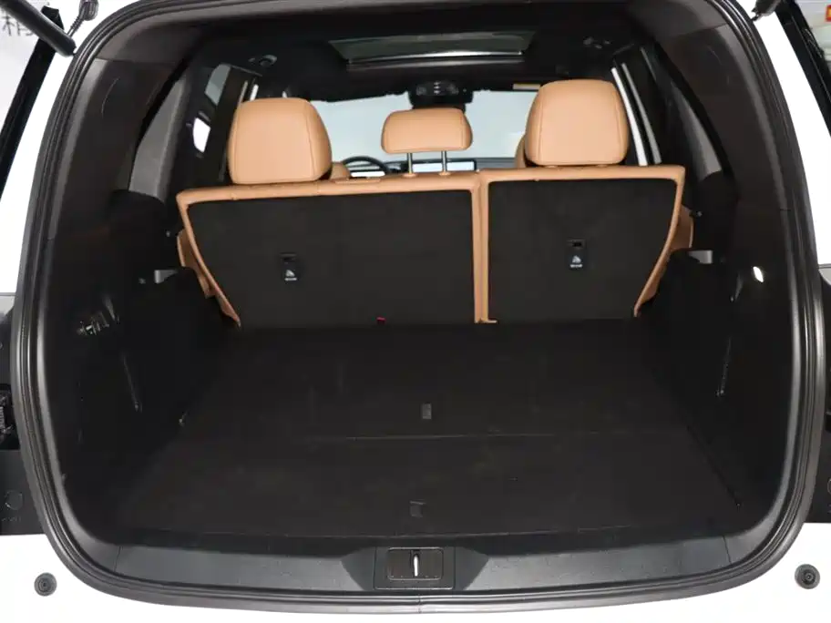 GAC Trumpchi GS8 2025 Navigator Series 2.0TGDI FWD Luxury Edition 5-Seater
