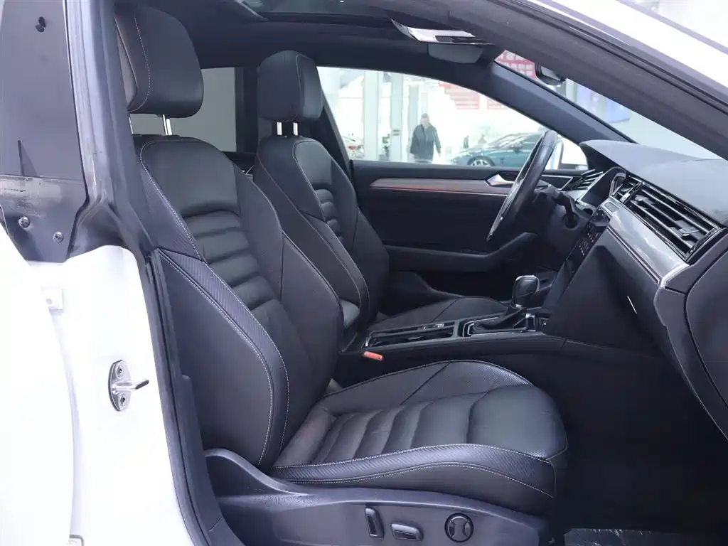 Volkswagen CC 2020 330 TSI