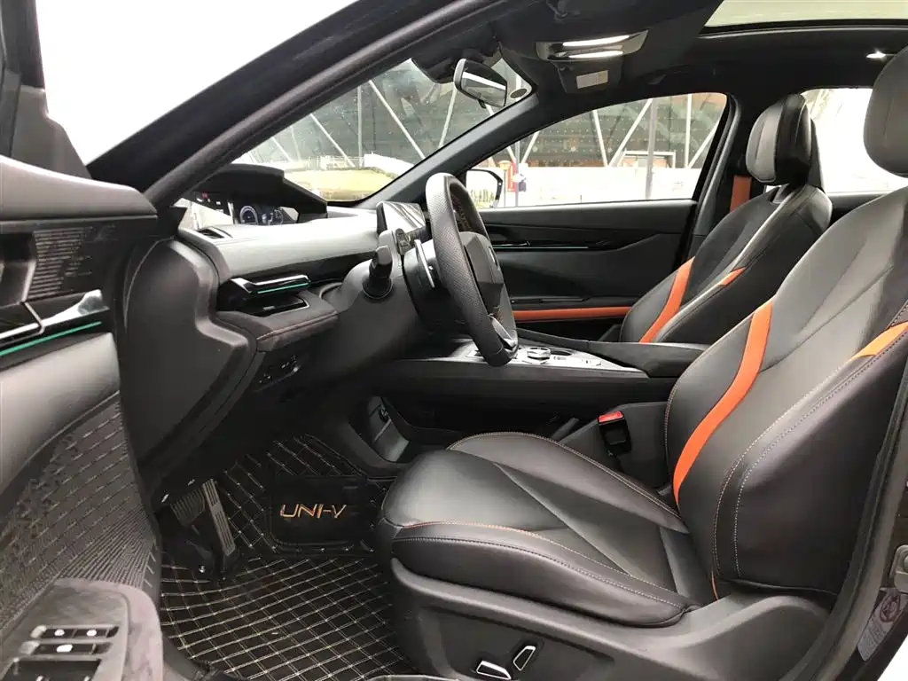 Changan UNI-V 2022 Model 1.5T Sports Edition
