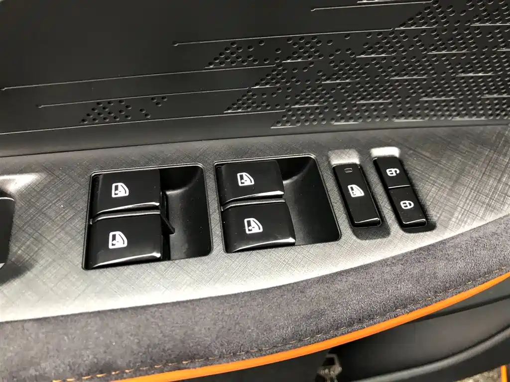 Changan UNI-V 2022 Model 1.5T Sports Edition