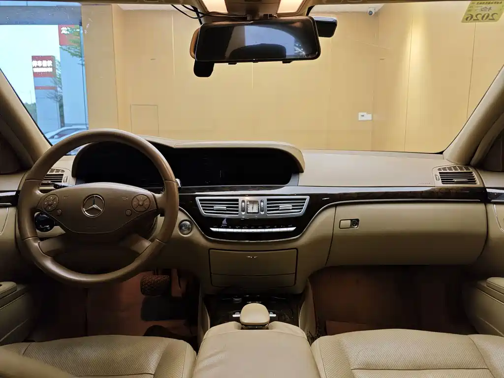 Mercedes-Benz S-Class 2010 S 300 L Luxury