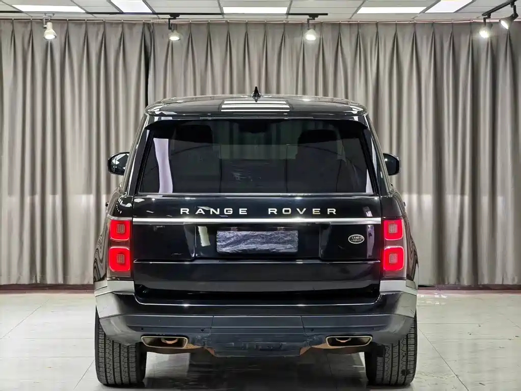 Range Rover 2021 3.0 L6 Heritage Edition
