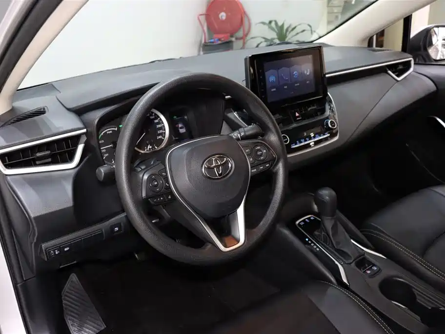 Toyota Corolla 2021 Hybrid 1.8L E-CVT Pioneer Edition