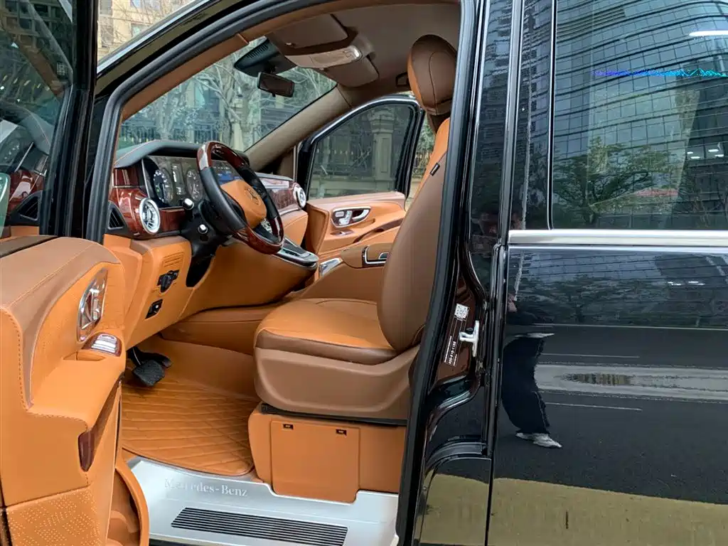 Vito 2024 2.0T Elite Edition 7-seater