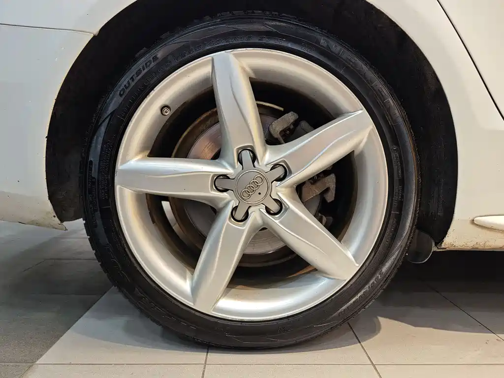 Audi A4L 2013 35 TFSI Automatic Standard