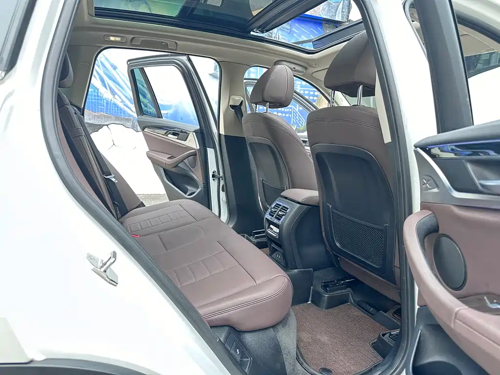 BMW X3 2021 xDrive25i Luxury Package