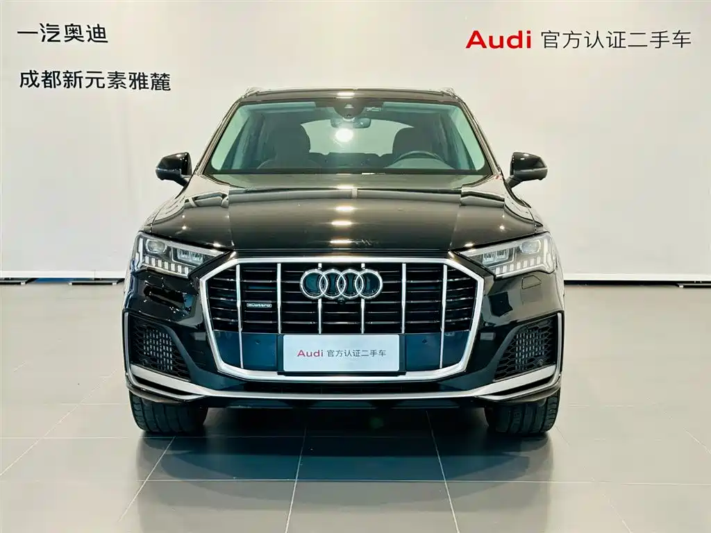 Audi Q7 2023 55 TFSI quattro S line