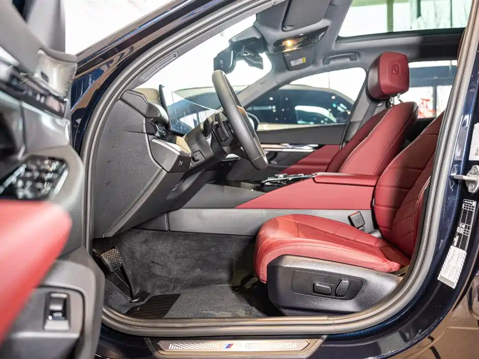 BMW 5 Series 530Li M Sport 2025