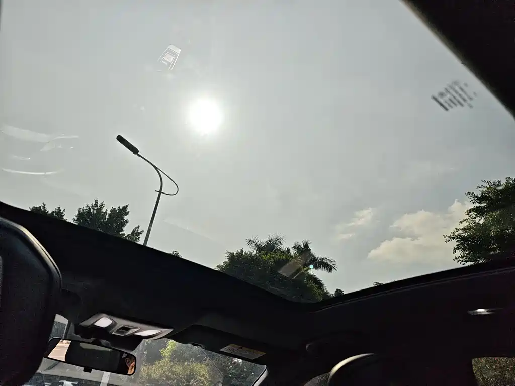 Changan UNI-V 2022 1.5T Premium