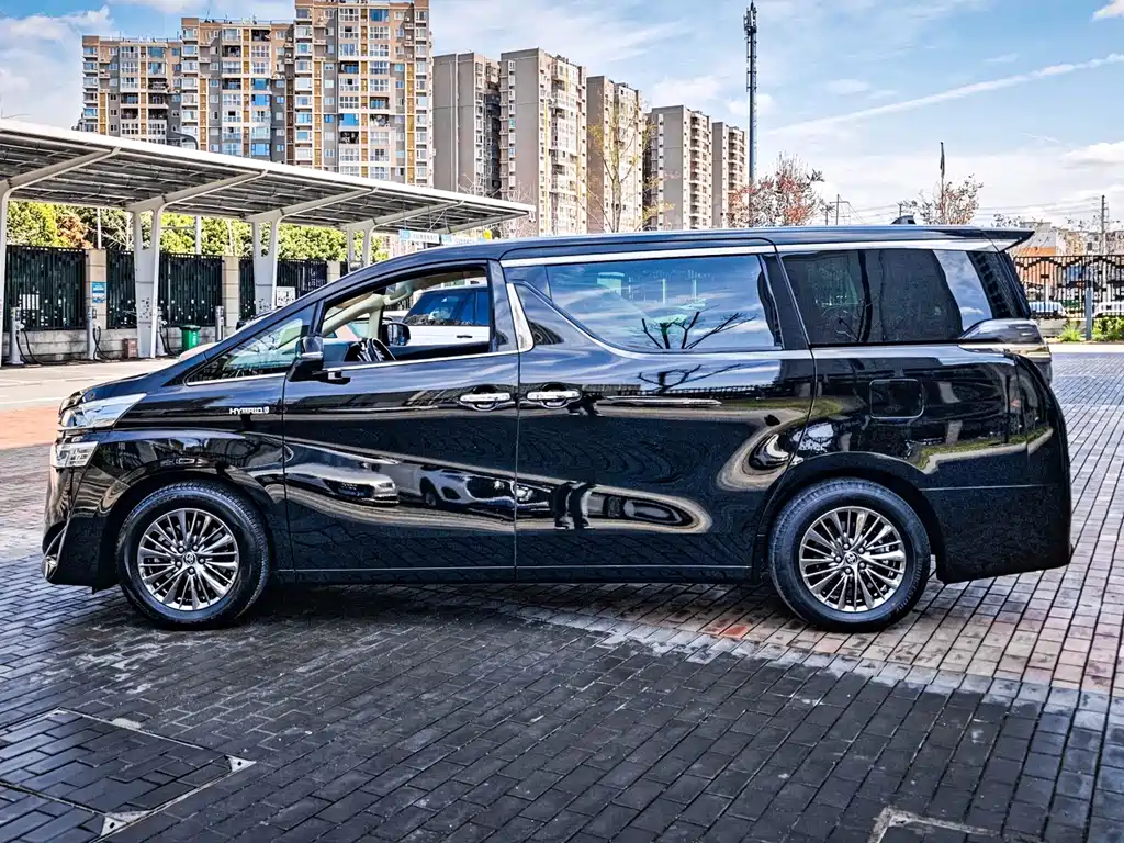 Toyota Vellfire 2021 Crown Hybrid 2.5L HV Premium Edition