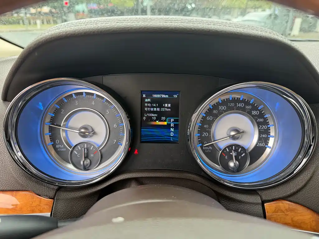 Chrysler 300C Import 2013 Model 3.6L Premium Edition