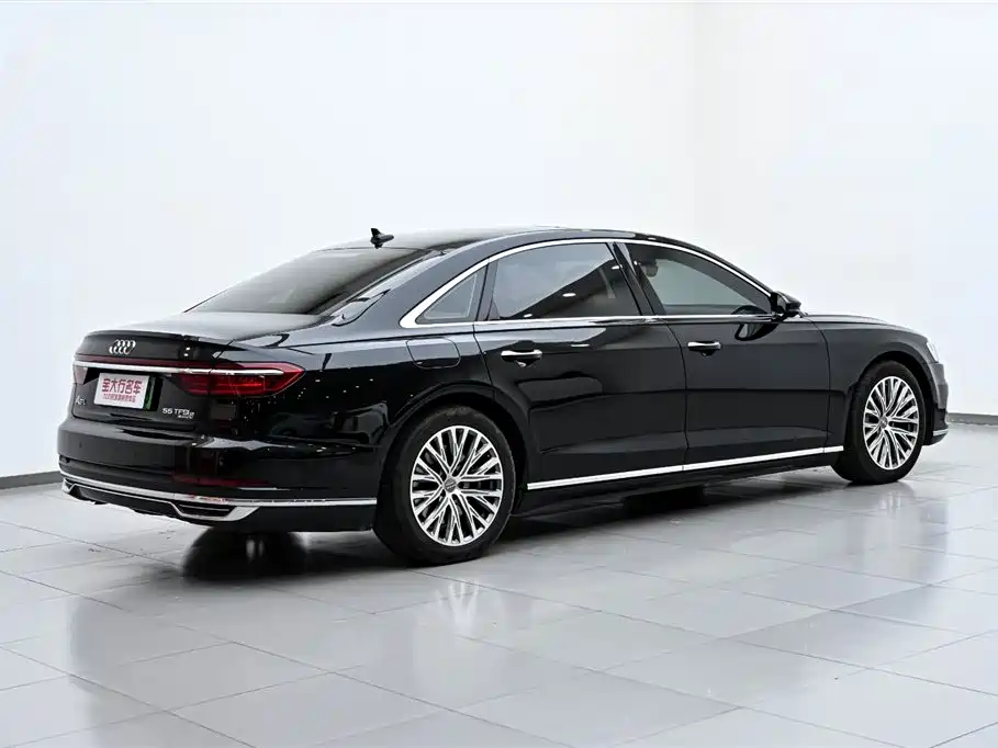 Audi A8L 60 TFSIe quattro Collector's Edition