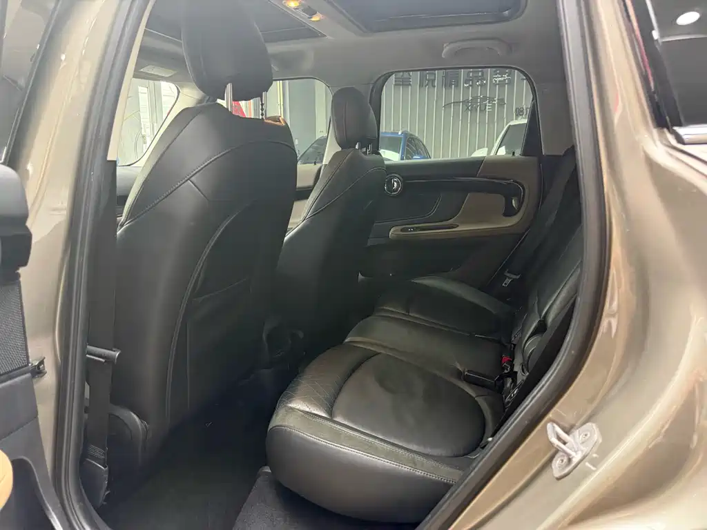 MINI Countryman 2018 1.5T COOPER ALL4 Artist