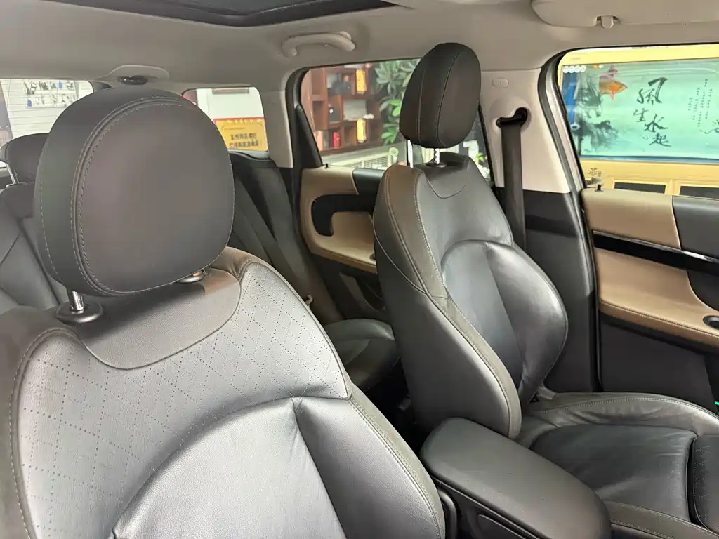 MINI Countryman 2018 1.5T COOPER ALL4 Artist