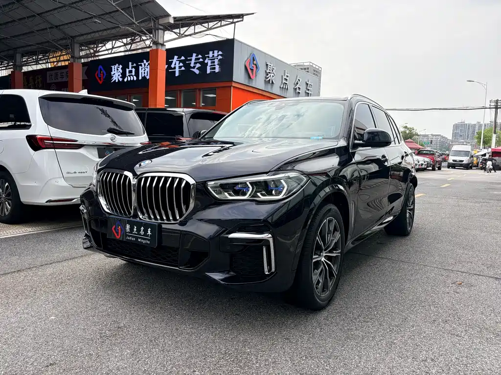 BMW X5 2022 Facelift xDrive 30Li Exclusive Edition M Sport Package