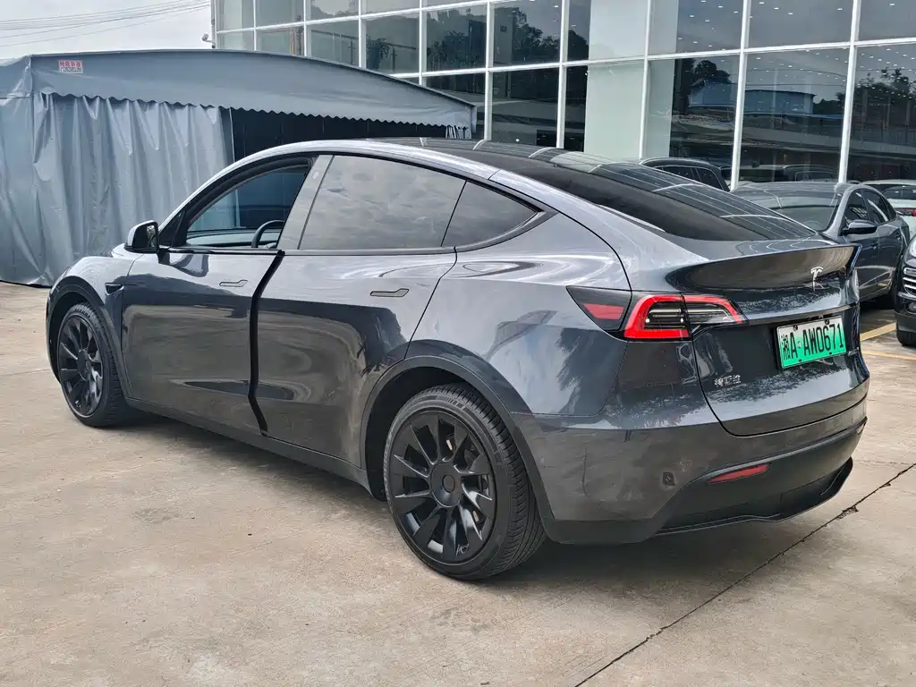 Tesla Model Y 2021 Long Range AWD