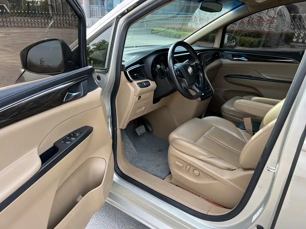 Buick GL8 2018 ES 28T Luxury Edition China VI